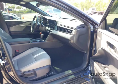 2025 Toyota Camry Se from USA, damaged, VIN 4T1DAACKXSU102317